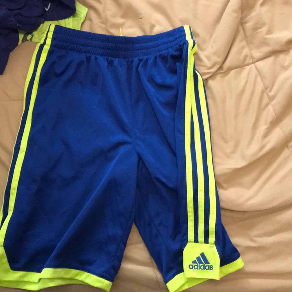 ADDIAS SHORTS BLUE AND GREEN